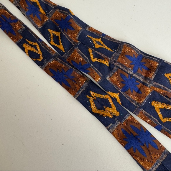 Vintage Hugo Boss 100% Silk Tie Geometric Pattern Made in Italy - Picture 8 of 11